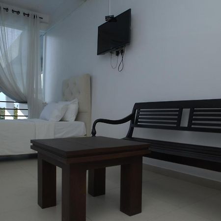 Hotel Dazzle Bay By Twenty Two Weligama Exterior foto